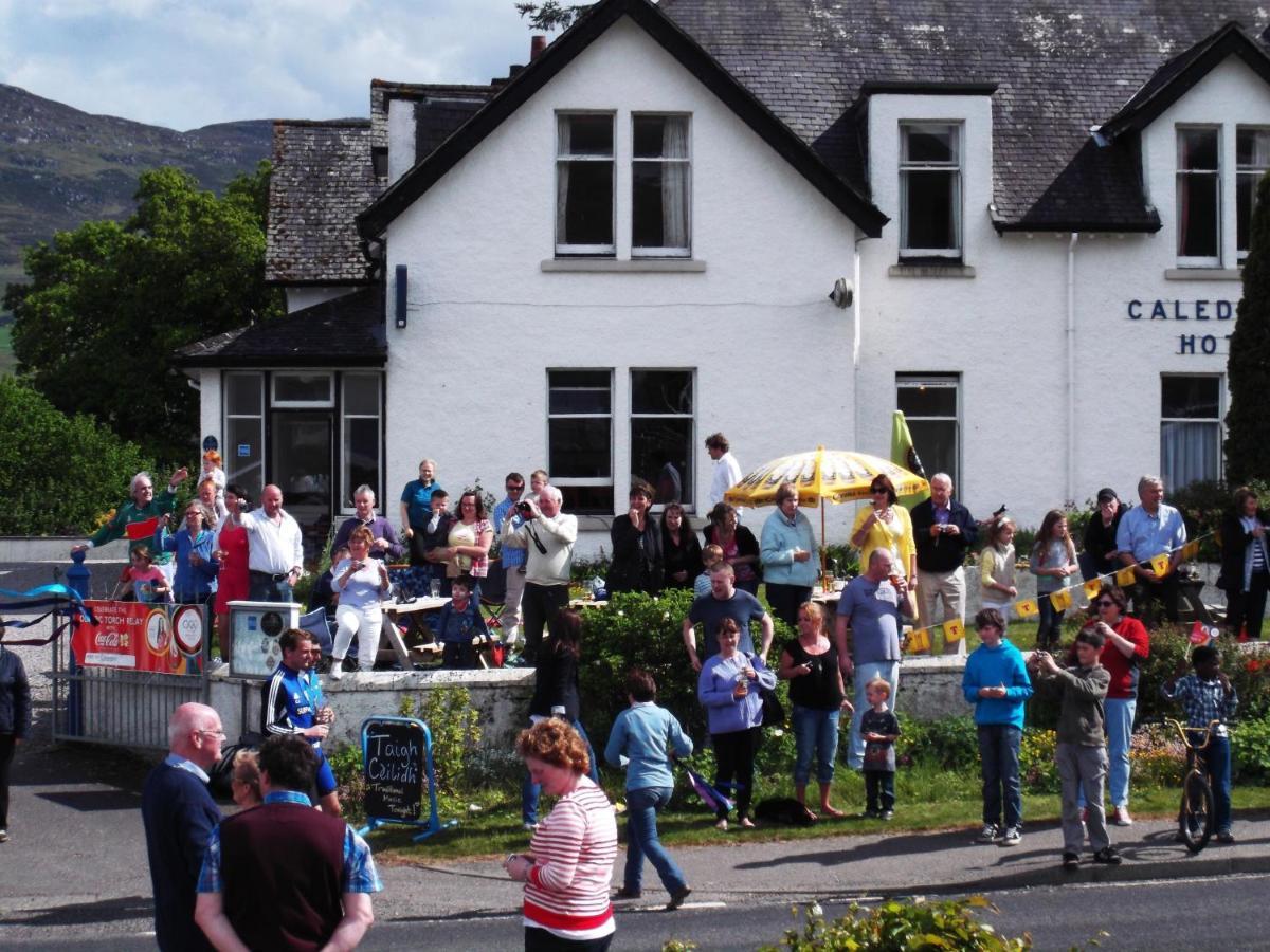 Caledonian Hotel Fort Augustus Exterior photo